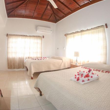 Van Villa Guesthouse Негрил Екстериор снимка