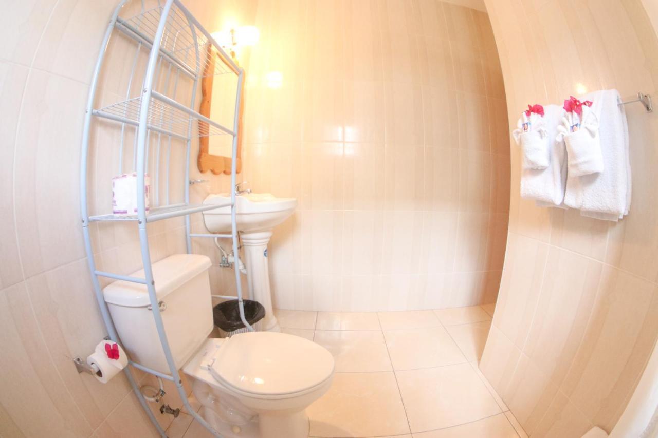 Van Villa Guesthouse Негрил Екстериор снимка