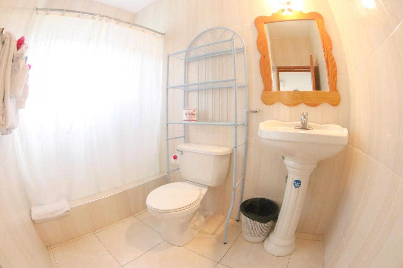 Van Villa Guesthouse Негрил Екстериор снимка